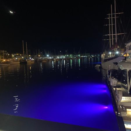 Apartment Morovic Kastela Luaran gambar
