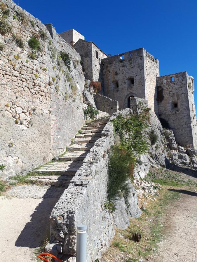 Apartment Morovic Kastela Luaran gambar
